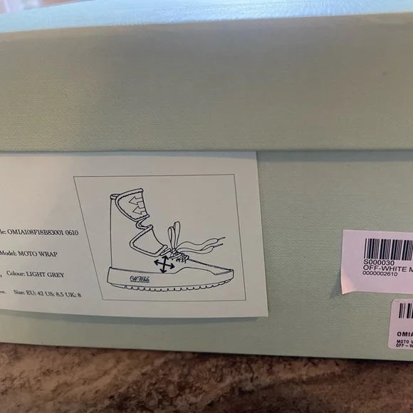 Off-White MOTO WRAP SNEAKER - Picture 3 of 3